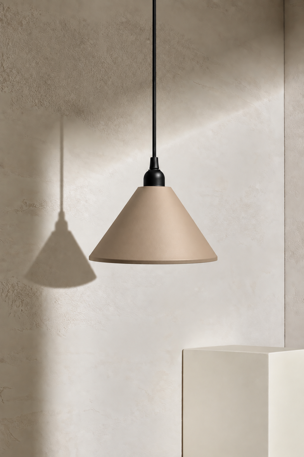 Slope pendant