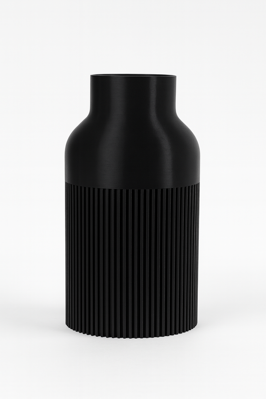 Noir Vases