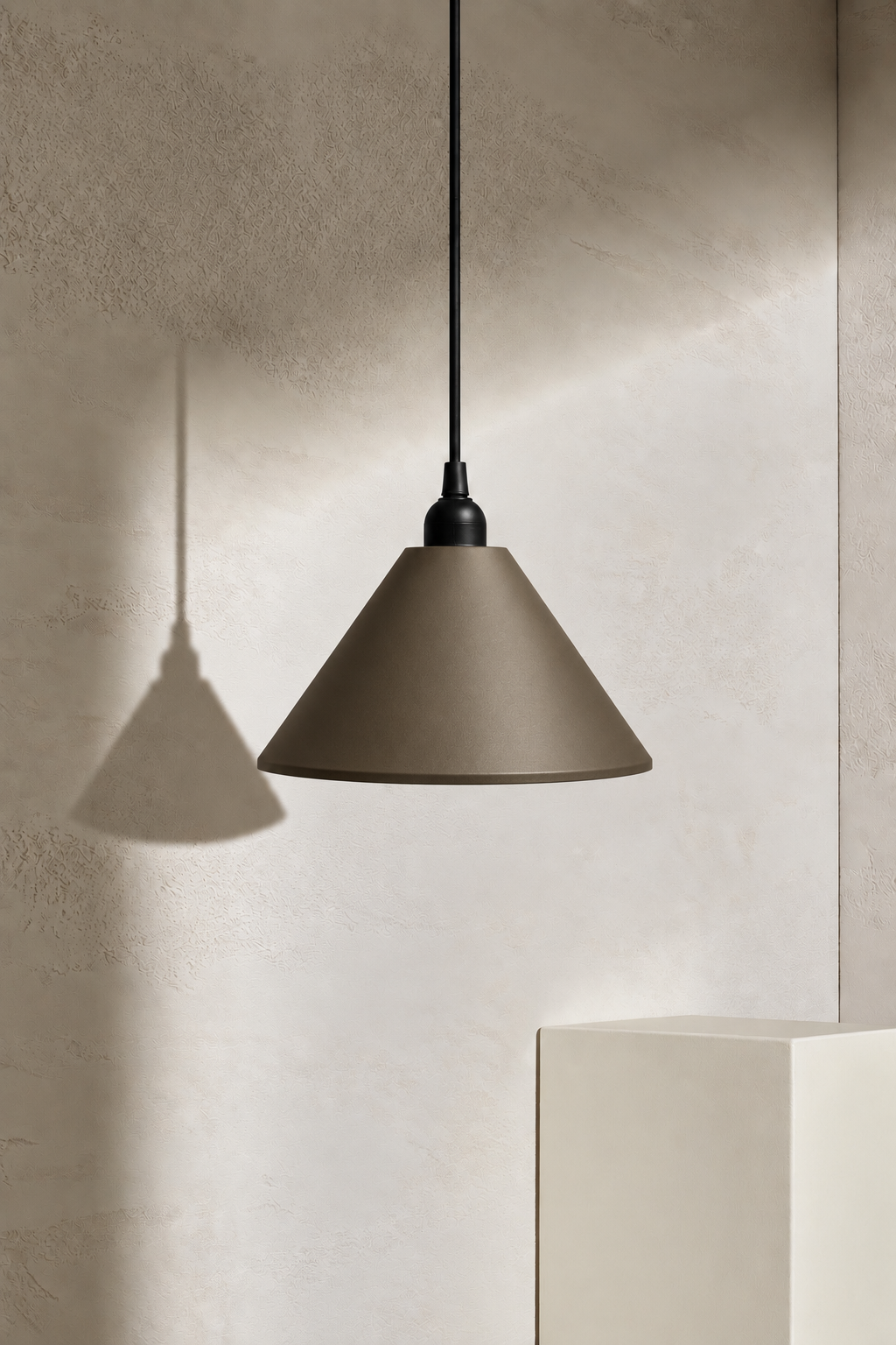 Slope pendant
