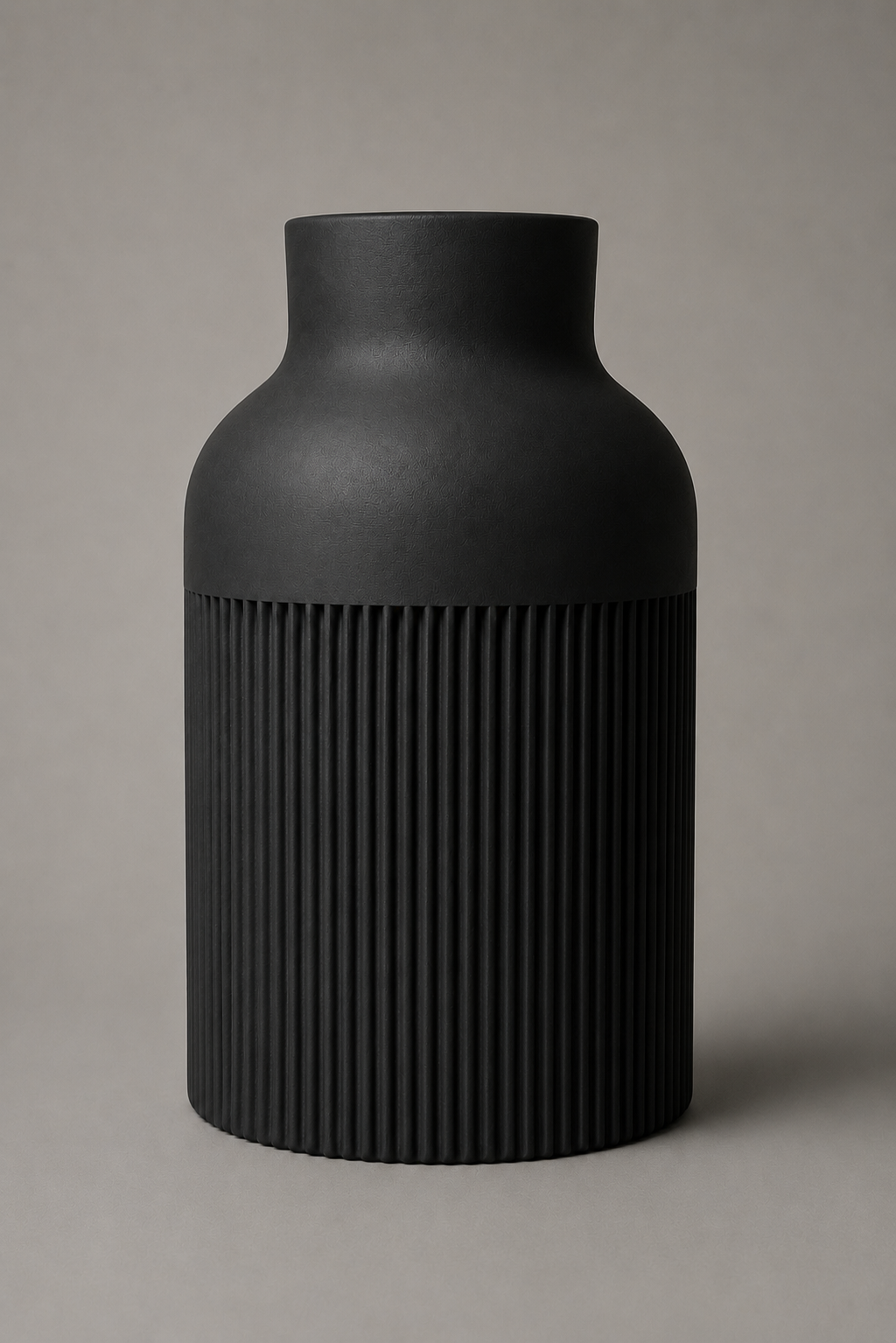 Noir Vases