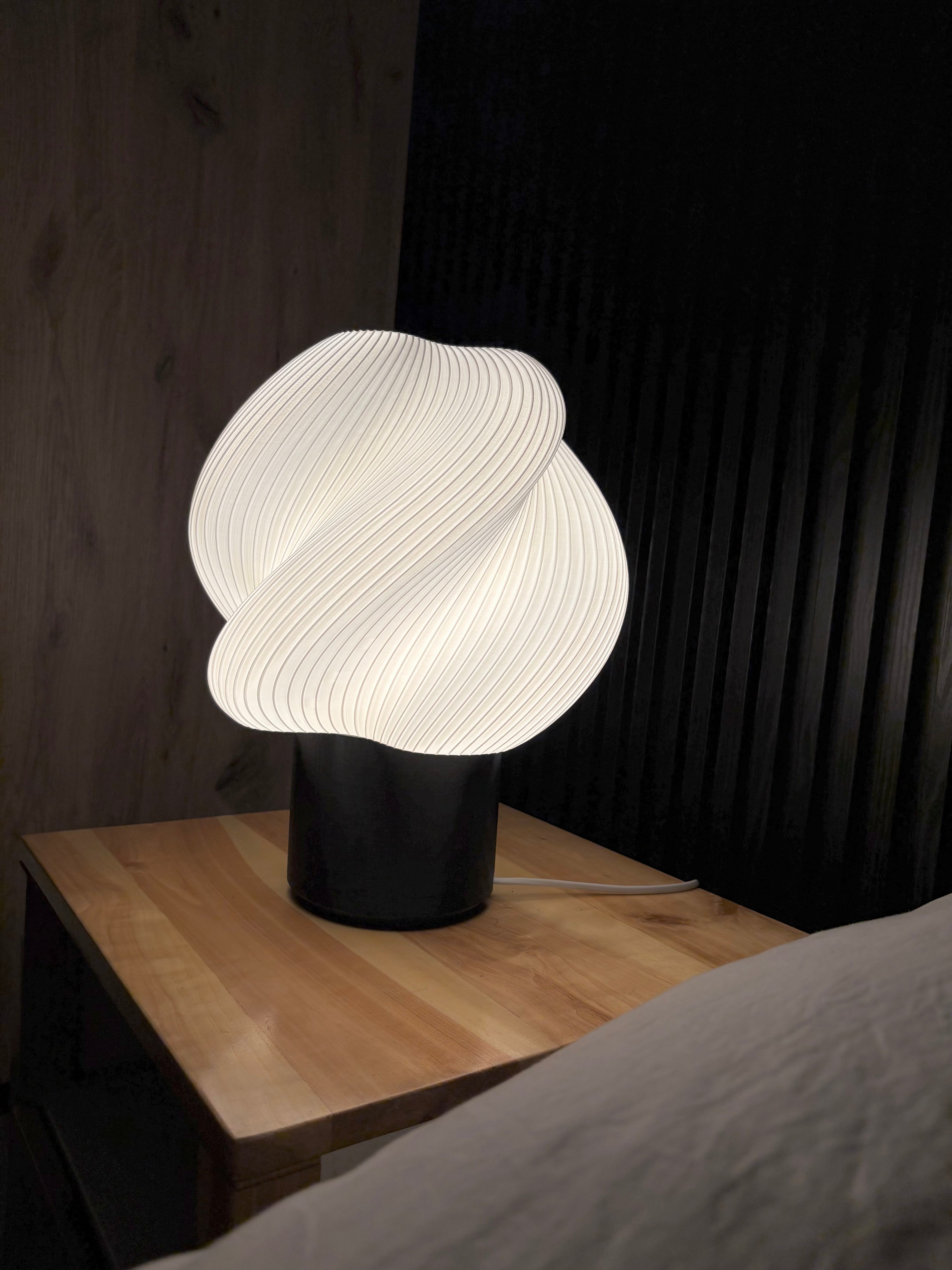 The large Midnight meringue cloudlight