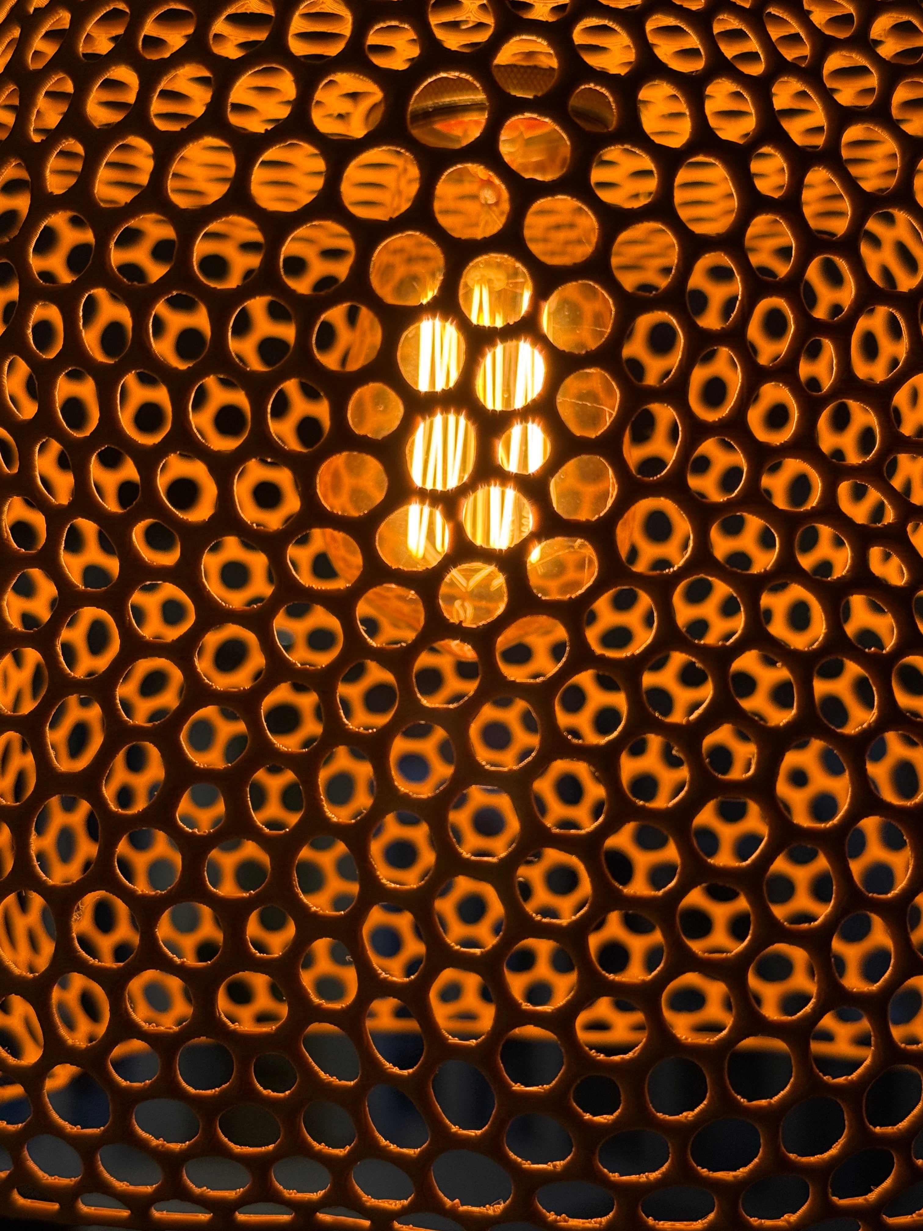 The AureHive Pendant