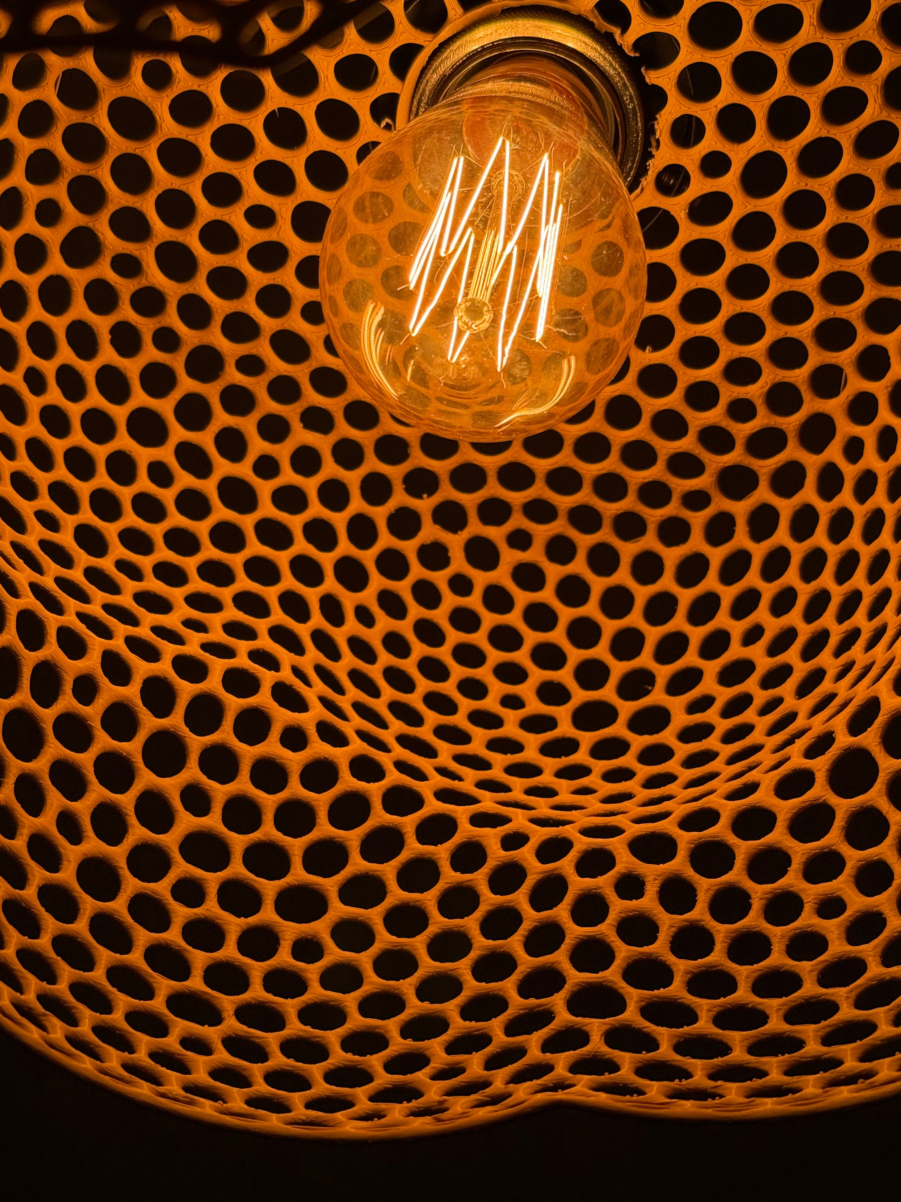 The AureHive Pendant